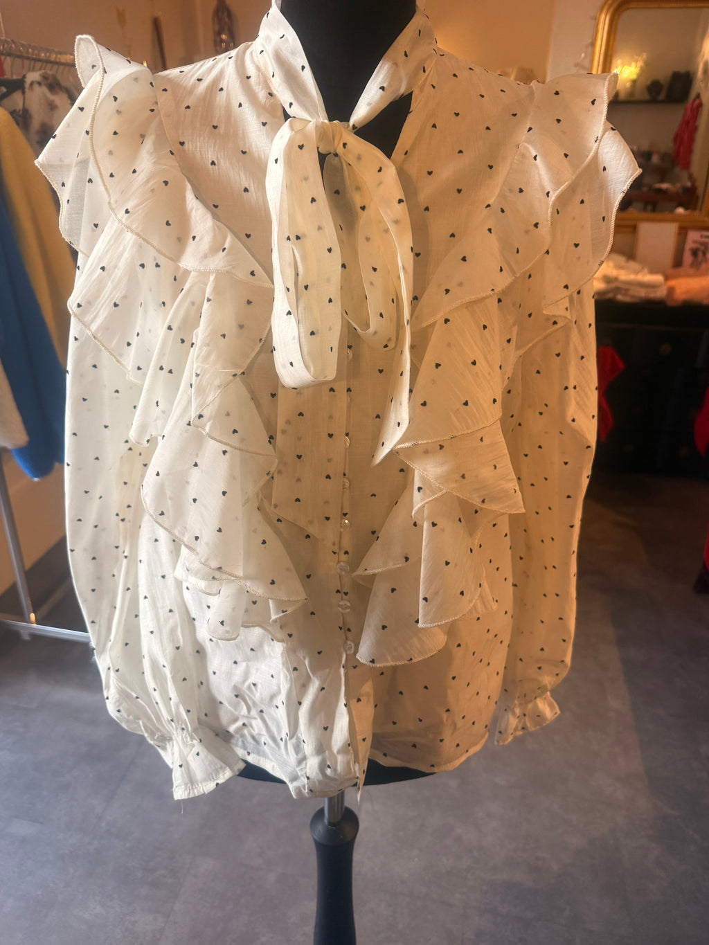 Chemise