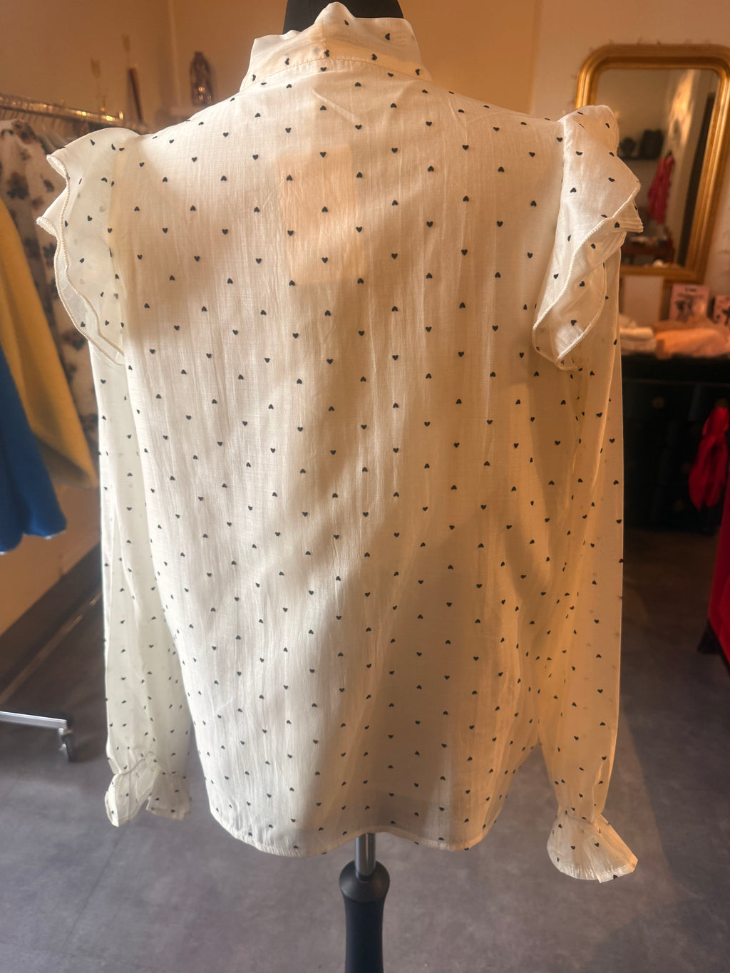 Chemise