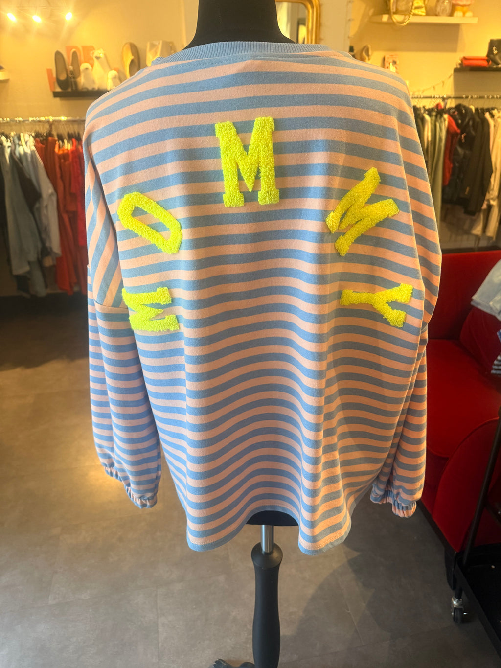 Pull rayée